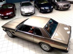 Image 5/100 of Maserati Kyalami (1983)