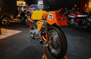 Image 25/56 of Laverda DUMMY (1970)
