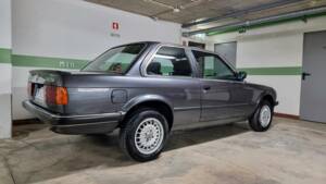 Image 37/100 of BMW 323i (1984)