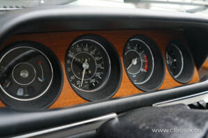 Image 13/29 de BMW 3.0 CSi (1972)