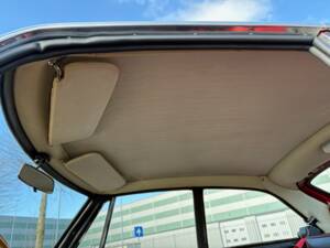 Image 10/23 of MG MGB GT (1968)