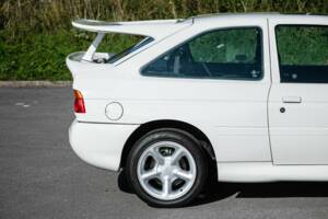 Image 11/41 of Ford Escort RS Cosworth (1995)