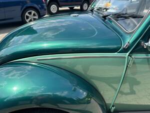Image 50/92 of Volkswagen Beetle 1600 (1996)