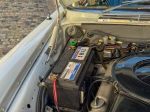 Bild 47/50 von Mercedes-Benz 280 SE 3,5 (1971)