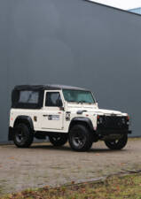 Bild 13/39 von Land Rover 90 (1989)