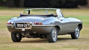 Immagine 50/50 di Jaguar E-Type 3.8 (1962)