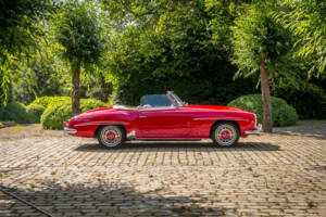 Image 11/29 of Mercedes-Benz 190 SL (1962)