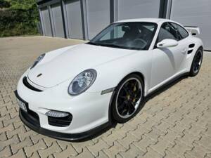 Imagen 7/17 de Porsche 911 GT2 (2008)
