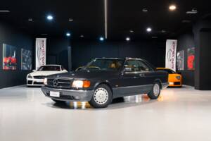 Bild 1/37 von Mercedes-Benz 560 SEC (1990)