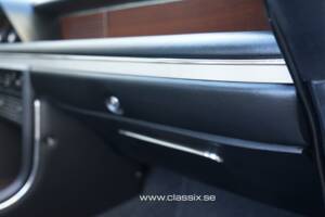 Image 23/37 of BMW 3.0 CSi (1973)