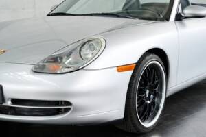 Afbeelding 4/50 van Porsche 911 Carrera (2000)