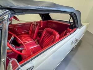 Afbeelding 26/40 van Ford Mustang 289 (1964)