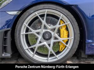 Image 12/50 of Porsche 718 Cayman GT4 RS Weissach (2025)