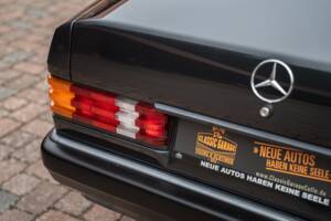 Bild 14/74 von Mercedes-Benz 190 E (1990)