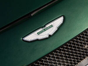 Imagen 29/80 de Aston Martin V8 Coupé (1996)