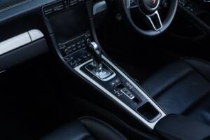 Bild 22/57 von Porsche 911 Carrera (2016)