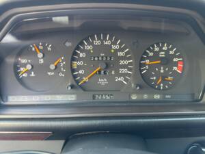 Imagen 16/24 de Mercedes-Benz E 220 (1993)
