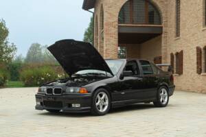 Image 42/50 of BMW 318 (1994)
