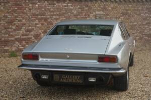 Bild 28/50 von Aston Martin V8 (1974)