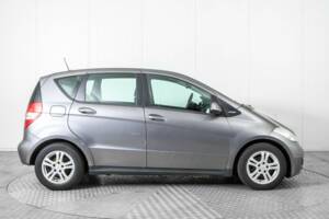 Bild 10/43 von Mercedes-Benz A 160 CDI (2010)