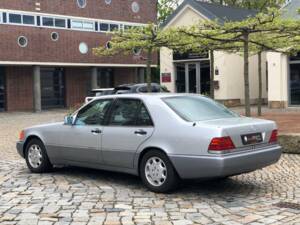 Imagen 7/18 de Mercedes-Benz 500 SE (1992)