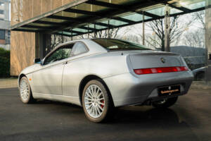 Image 8/46 of Alfa Romeo GTV 2.0 JTS (2003)