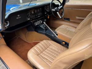 Image 17/32 de Jaguar Type E V12 (1973)