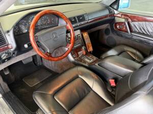 Bild 9/20 von Mercedes-Benz S 500 C (1994)
