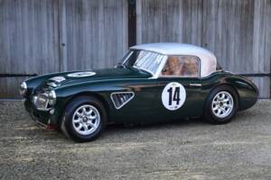 Image 1/29 of Austin-Healey 3000 Mk II (BT7) (1962)