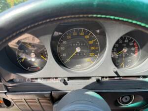 Immagine 16/29 di Mercedes-Benz 500 SLC (1980)