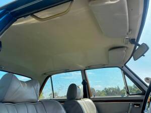 Image 29/57 de Mercedes-Benz 280 SE 3,5 (1972)