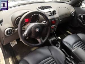 Image 19/49 de Alfa Romeo 147 3.2 GTA (2004)