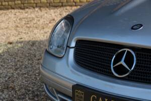Bild 26/50 von Mercedes-Benz SLK 230 Kompressor (1998)