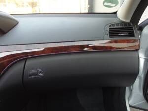 Image 45/98 of Mercedes-Benz S 500 L (2007)