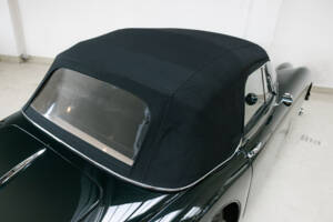 Immagine 33/39 di Jaguar XK 150 DHC (1960)