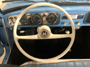 Image 21/25 of Amphicar 770 (1962)