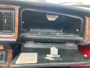 Image 42/81 de MG MGB (1976)