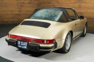 Image 15/19 of Porsche 911 SC 3.0 (1983)