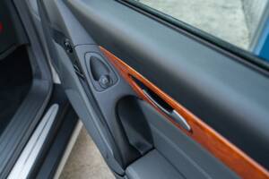 Image 29/86 de Mercedes-Benz SL 500 (2002)
