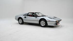 Immagine 3/15 di Ferrari 308 GTS Quattrovalvole (1983)