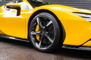 Immagine 55/61 di Ferrari SF90 Stradale (2021)