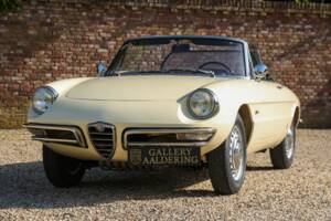 Image 27/50 of Alfa Romeo 1600 Duetto (1967)