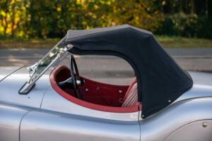 Image 10/20 of Jaguar XK 120 OTS (1950)