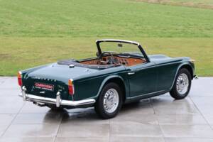 Bild 2/50 von Triumph TR 4A (1966)