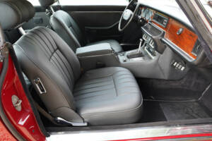 Bild 46/50 von Jaguar XJ 6 C 4.2 (1976)