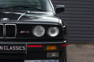 Image 4/57 of BMW M3 (1988)