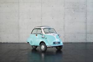Image 20/29 of BMW Isetta 300 (1962)