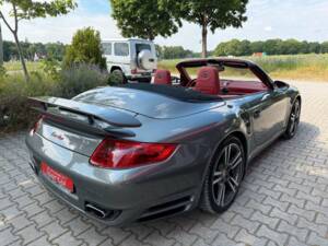 Imagen 8/41 de Porsche 911 Turbo (2009)