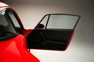 Image 18/25 of Porsche 911 Turbo 3.6 (1991)