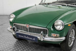 Image 17/50 of MG MGB (1964)